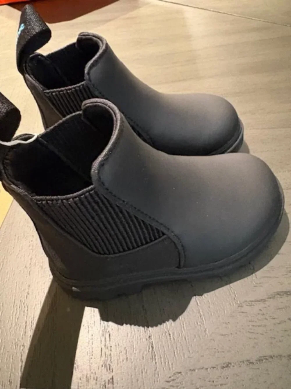 Native Kensington Chelsea Boot Child Kids Size C6 Black New Waterproof New Tags